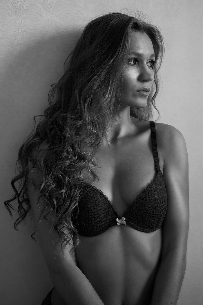 B / w - NSFW, My, Girls, The photo, Portrait, Bra, Underwear, Photographer, Black and white photo