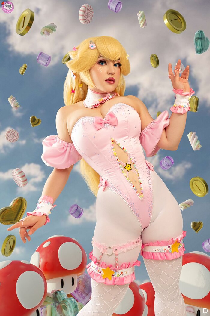 Princess Peach by Zoe Volf - NSFW, Girls, Erotic, Underwear, Booty, Cosplay, Princess peach, Thick Thighs, Longpost, The photo