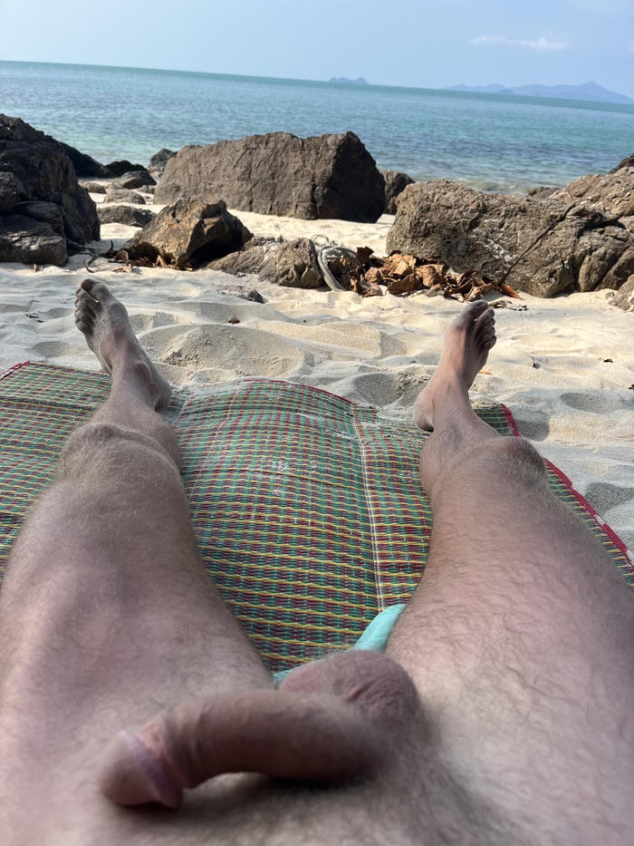 It's been a hot day today - NSFW, Penis, Nudism, Beach, Playgirl, Author's male erotica