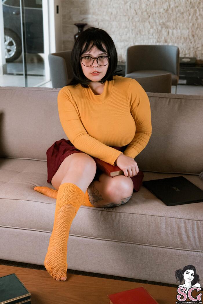 Emmy вЂ“ Velma in Research or Laziness - NSFW, Erotic, No panties, Girl in glasses, Booty, Boobs, Pubes, Longpost, Fullness, Big size, Suicide girls, Piercing, Labia