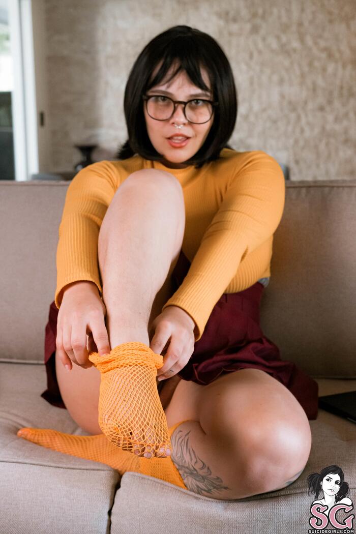 Emmy вЂ“ Velma in Research or Laziness - NSFW, Erotic, No panties, Girl in glasses, Booty, Boobs, Pubes, Longpost, Fullness, Big size, Suicide girls, Piercing, Labia