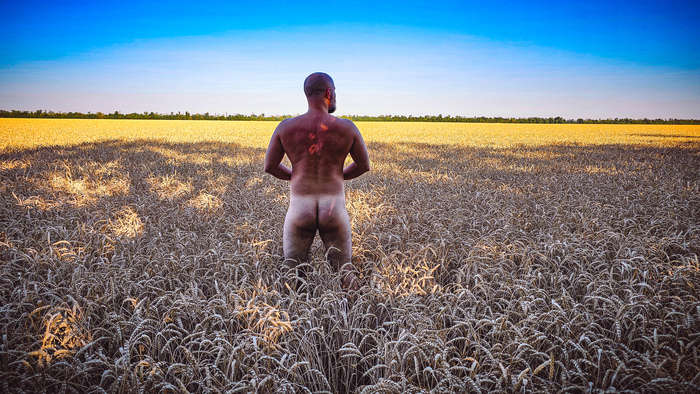 The call of nature or the mystery of crop circles - NSFW, My, Playgirl, Hairiness, Men, Summer, Morning, Nudism, Field, Wheat, Author's male erotica, Beard, Longpost