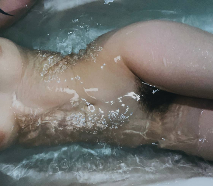 Under the water - NSFW, My, Girls, Erotic, Homemade, Bath, Pubes, Boobs, Pubis, No face