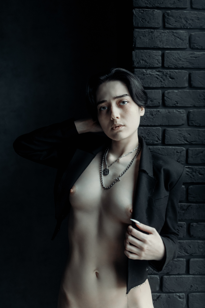 Black mood - NSFW, Моё, Девушки, Фотография, Фотограф, Начинающий фотограф, Красота, Canon, Фотосессия, Профессиональная съемка, Эротика, Сиськи, Талия, Фигура, Боди, Длиннопост