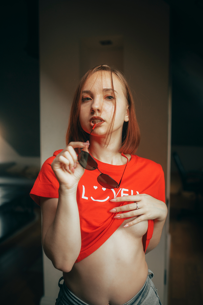 Elle in Red 2 - NSFW, My, Girls, The photo, Photographer, Beautiful, Beginning photographer, Gorgeous, Figure, Aesthetics, Canon, Redheads, 35mm, Professional shooting, Covered up, Longpost