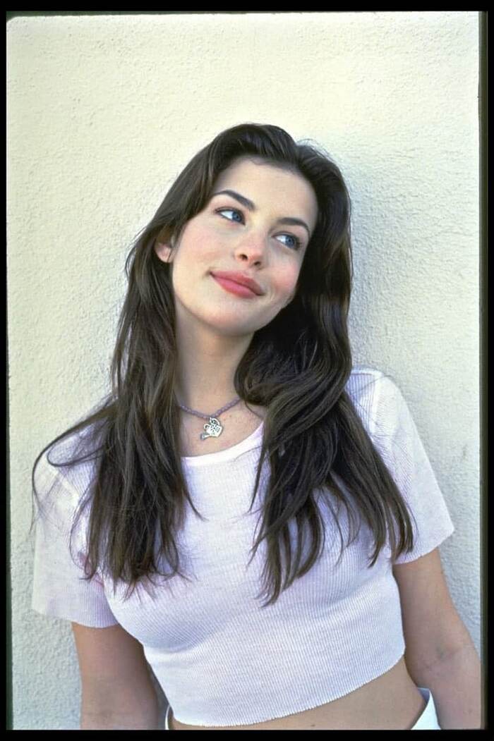 Liv Tyler, 1997 - NSFW, beauty, Girls, Liv Tyler, The photo, Text, Repeat